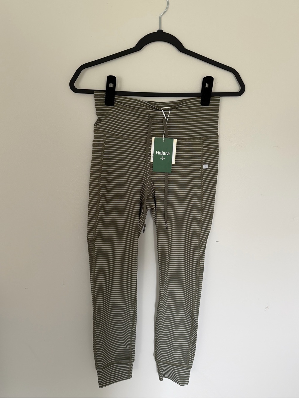 Halara NWT Olive Striped High Waist Cargo Jogger Pants M